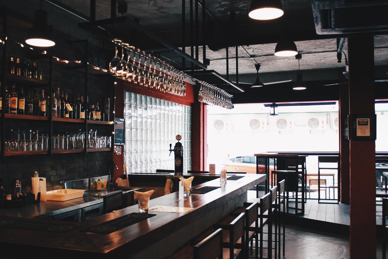 Henry'S Hotel & Gastropub Bangkok Exterior foto