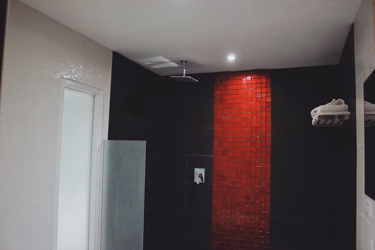 Henry'S Hotel & Gastropub Bangkok Exterior foto