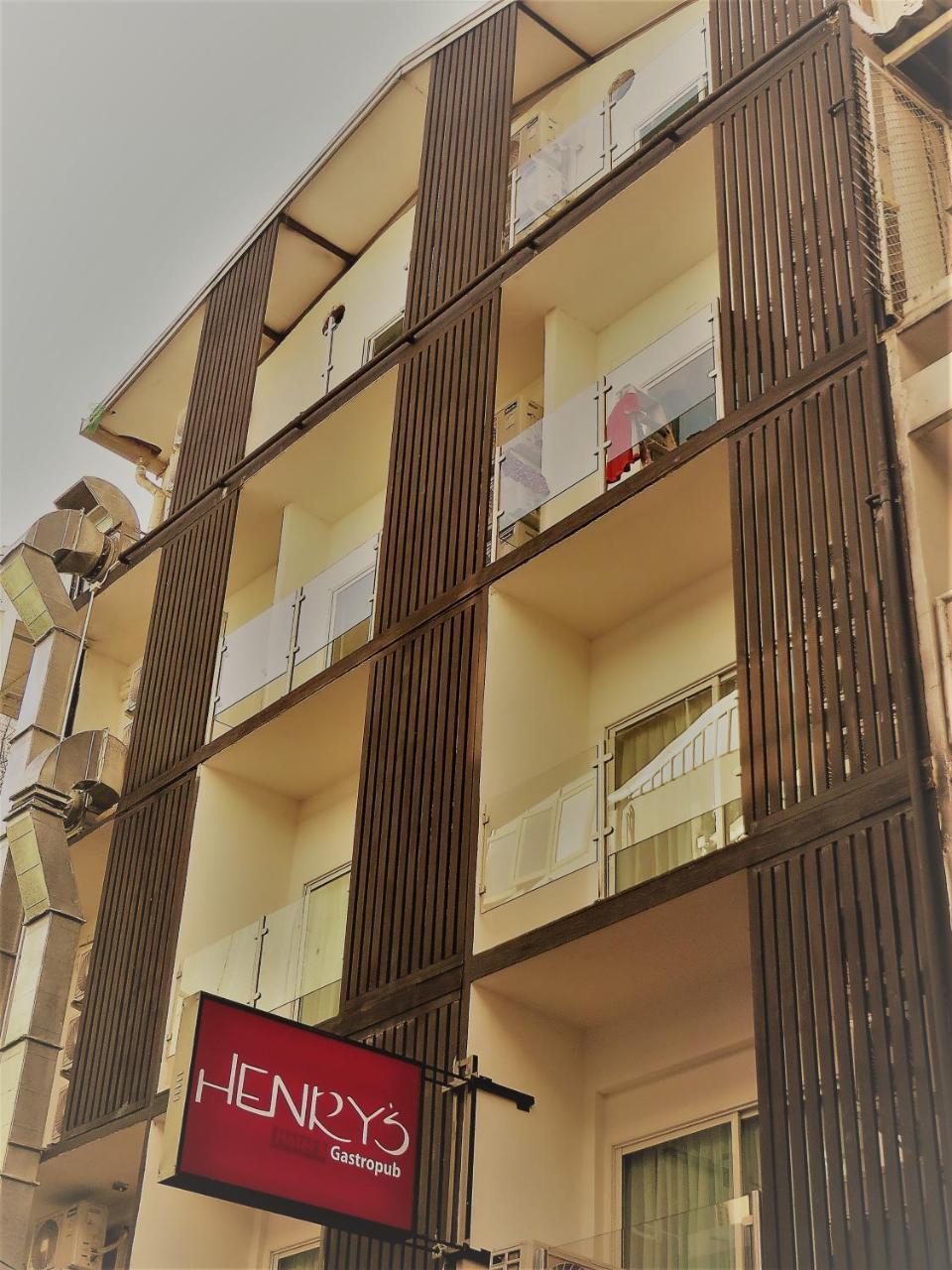 Henry'S Hotel & Gastropub Bangkok Exterior foto
